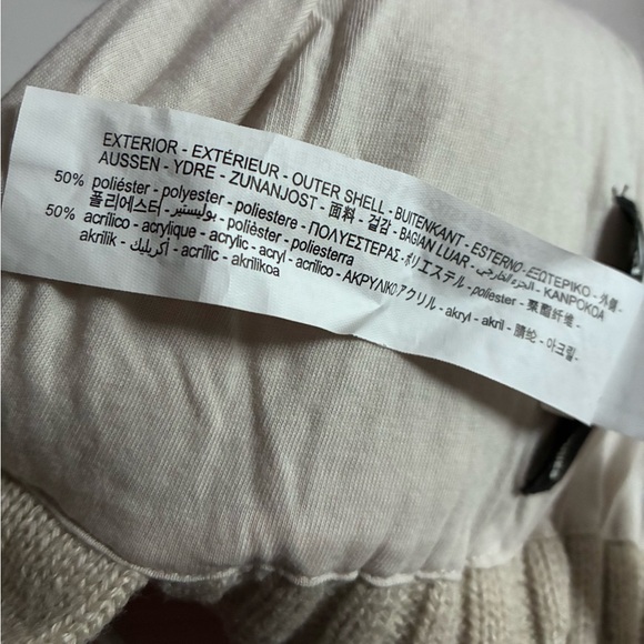 *FREE ADD-ON* Zara baby Pom Pom hat, 50cm - Picture 6 of 6